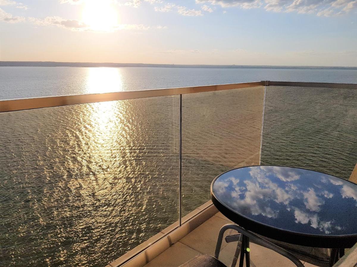Evy Deluxe Apartment Mamaia Exteriör bild